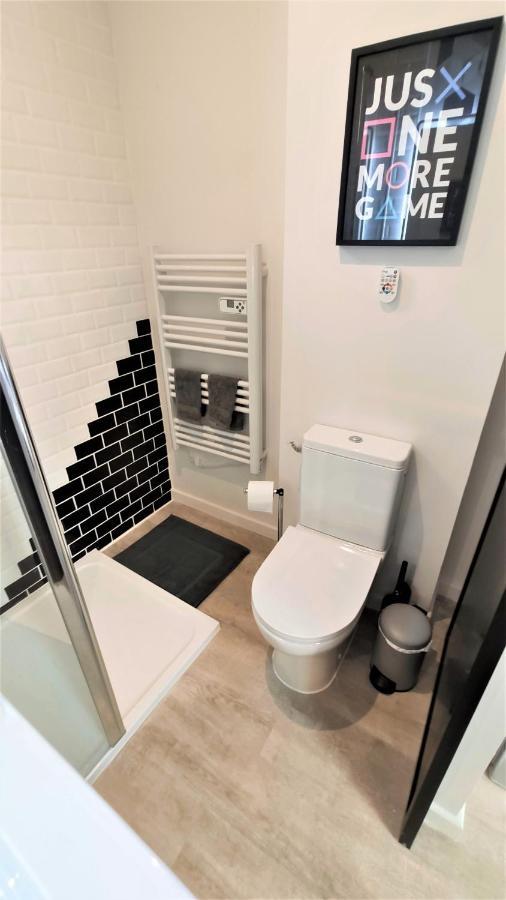 Home&Work 101 - Hypercentre - Parking A Proximite นีออร์ ภายนอก รูปภาพ